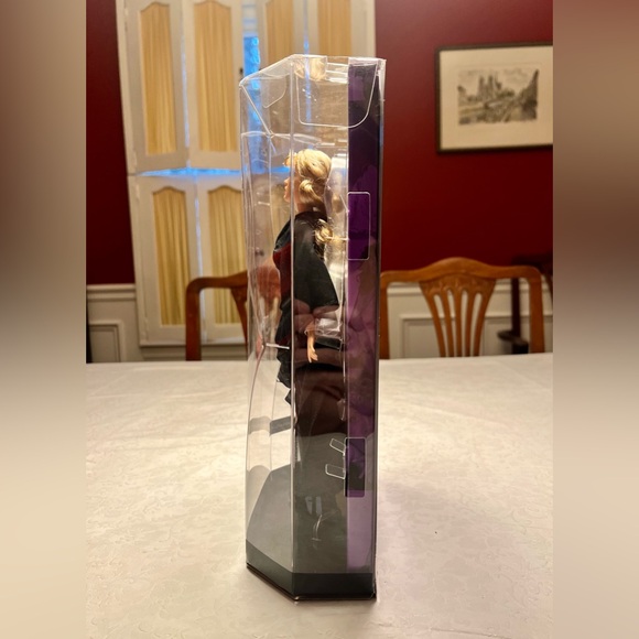 Barbie Signature Stevie Nicks Doll - Picture 5 of 8